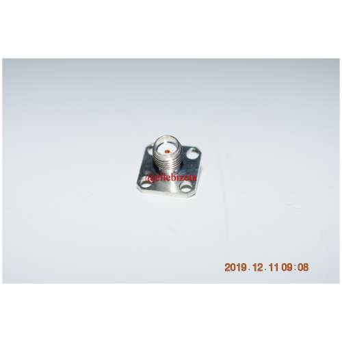Connettore  SMA femmina con flangia 4 fori inox 3 pz. (1924/ ED2/C2)