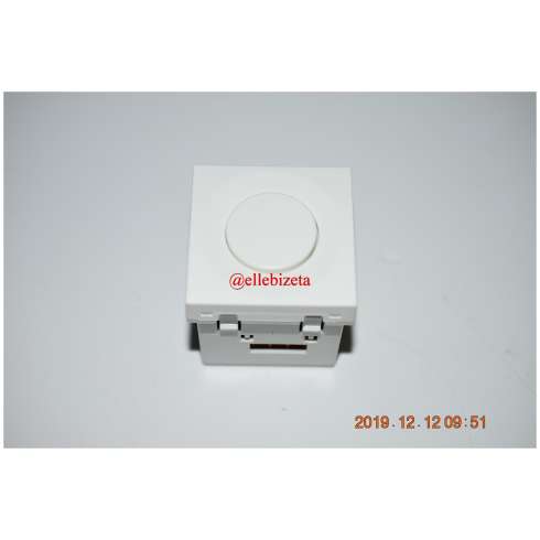 Hager WS061 Dimmer universale 40...350 W/VA (1935/ED2)