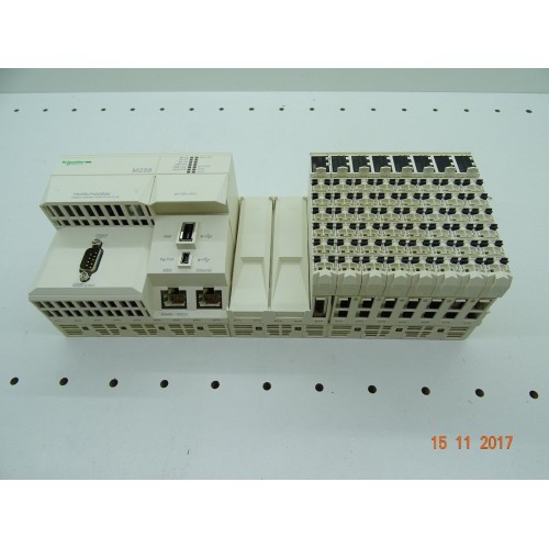 Schneider Modicon TM258LF42DRS0 M258 CTRL Eth/Can/SL/2PCI/42DIO/Relais/S