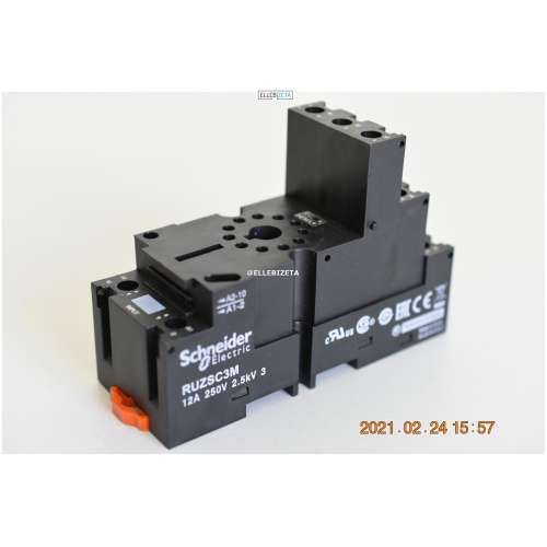 Zoccolo per Relè 250V 10A Zelio RUZSC3M Connettore Schneider