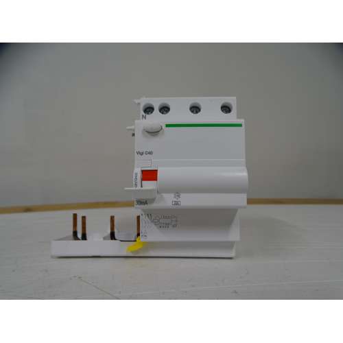 A9N19486 Blocco differenziale C40 3P+N 40A 30mA Tipo A Schneider
