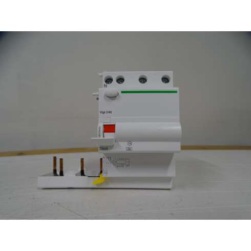 A9N19486 Blocco differenziale C40 3P+N 40A 30mA Tipo A Schneider