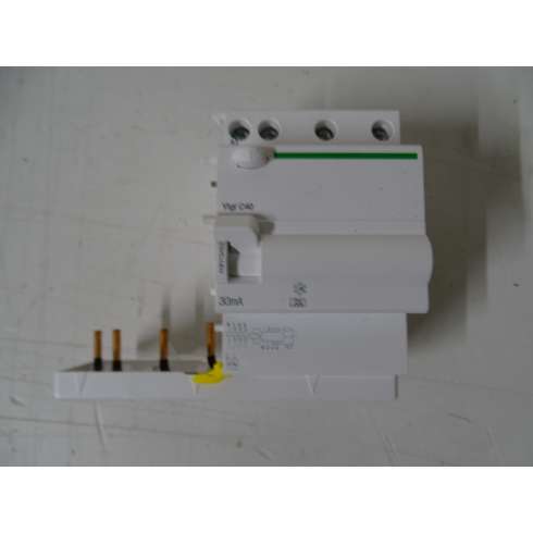 A9N19482 Differenziale Uscita A Monte 3P+N-25A-30mA-A Schneider