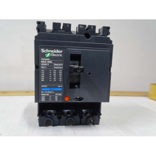 Compact NSX LV429005 3P NSX 100 L S/sganciatore 100 A Interruttore