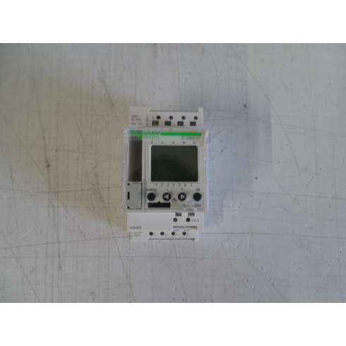 CCT15224 Interruttore Crepuscolare Programmabile IC Astro Schneider