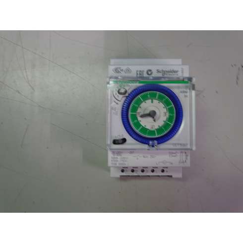 CCT15367 Interruttore orario meccanico IH, 7g, 1 canale, con memoria