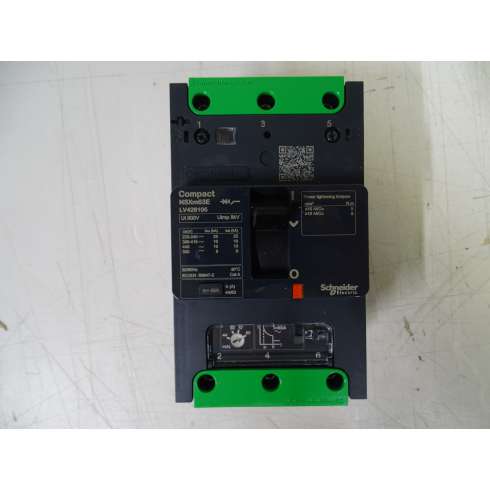 LV426105 Interruttore Automatico NSXm 16 kA TM63D 3P Connettore EverLink