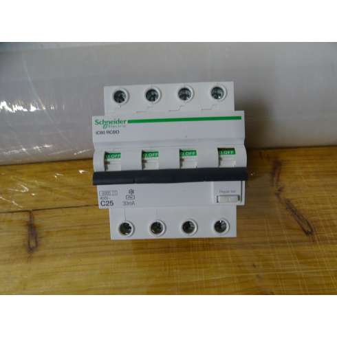 A9D57425 IC60N RCBO 4P 25A 30mA C 6000A AC Schneider