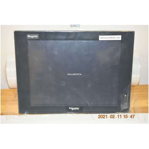 Magelis HMIDM7421-HMIBMP0I74D2001 Display 15" 4:3 SSD 120 GB WIN 7  Ult. SCHNEIDER
