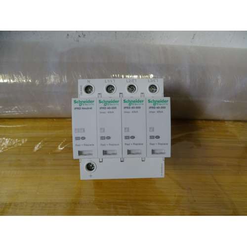 A9L40600 Sistema Antifulmine SPD iPRD40 3P+N 15kA