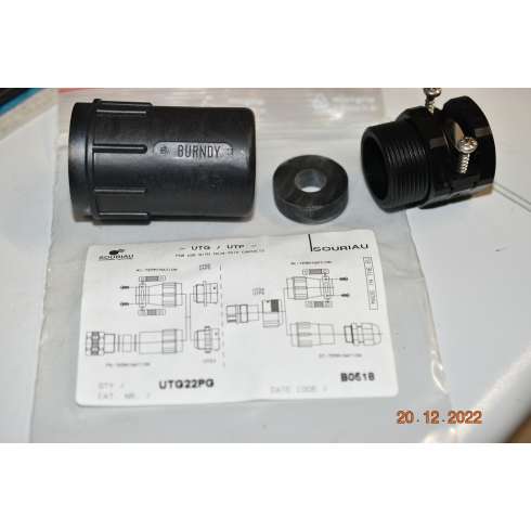SOURIAU UTG22PG Connettore Circolare standard  Cable Clamp IP65