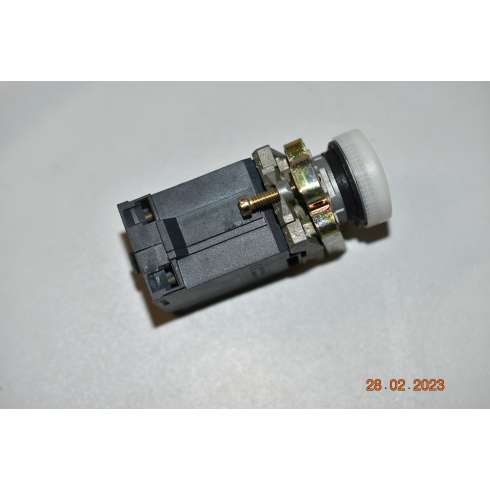 Telemecanique ZB4BV3  Trasformatore Ing  Volt120 Out Volt 6 1.2Va BA9s