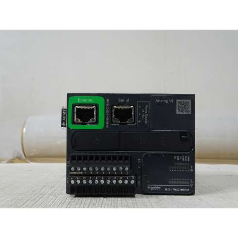 TM221ME16T Modicon Controllore 16 I/O Transistor PNP Ethernet