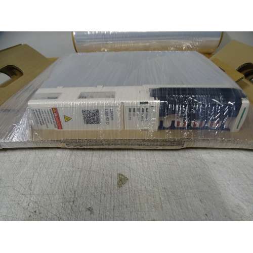 Lexium LXM62DU60D21029  Double  Driver 6A Kit connettori incluso