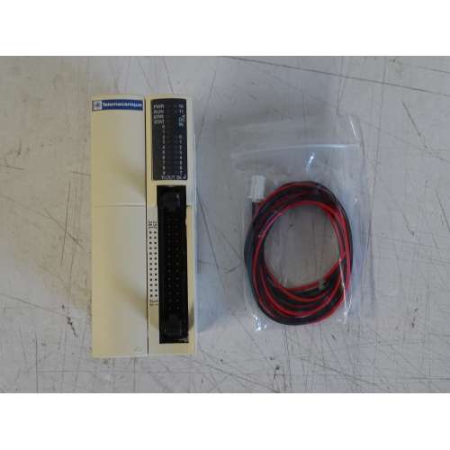Telemecanique TWDLMDA20DUK Controller di base modulare, 24 VCC, 20 I/O