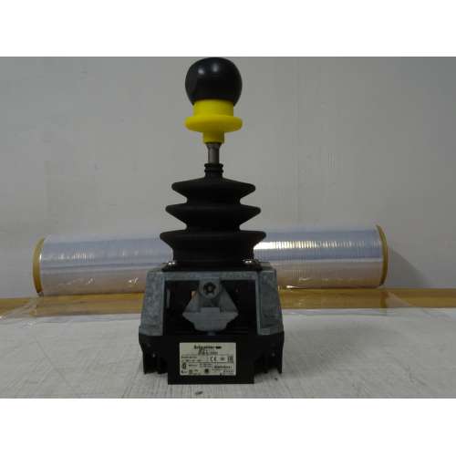 Joystick XKB A12330 Manipolatore 4 Posizioni N-S-O-E + Centrale Schneider