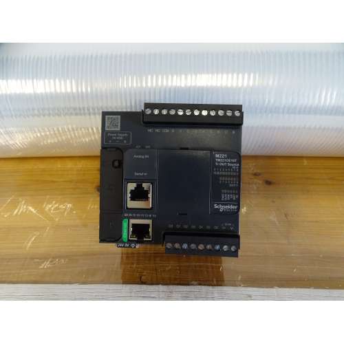 Schneider TM221CE16T Controllore M221 16 I/O transistor PNP, Ethernet