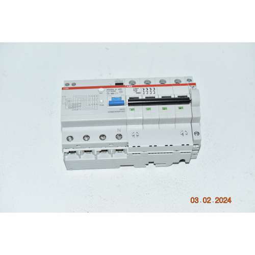 Interruttore MAGNETOTERMICO DIFFERENZIALE Tipo B ABB DDA204 B APR 32 Amp 30mA +S204P D32 15Kv 4 Poli