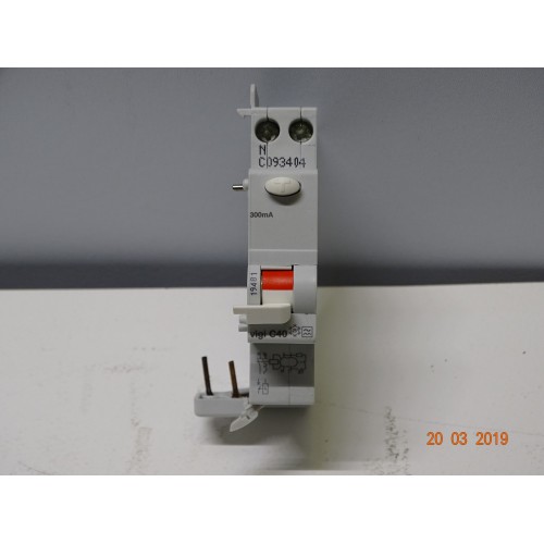 19276 SCHNEIDER LIBRIO Interruttore Magnetotermico Differenziale 1P+N-C10-30mA-AC (ARM 7/4)