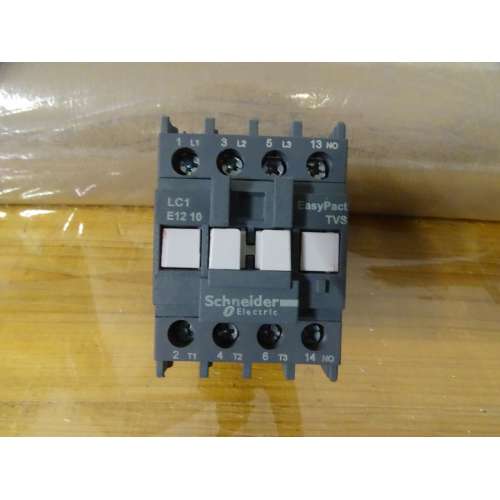 Schneider LC1E1210B7 Contattore EasyPact TVS 3P(3 NO) 440 V 12A Bobina 24 VA