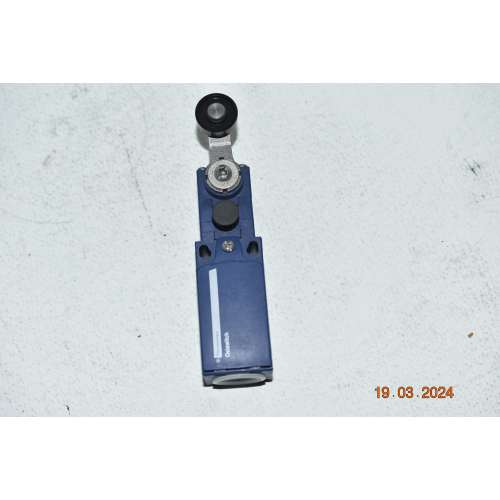 Telemecanique XCNR2118P20 Finecorsa Leva con rotella contatto bipolare