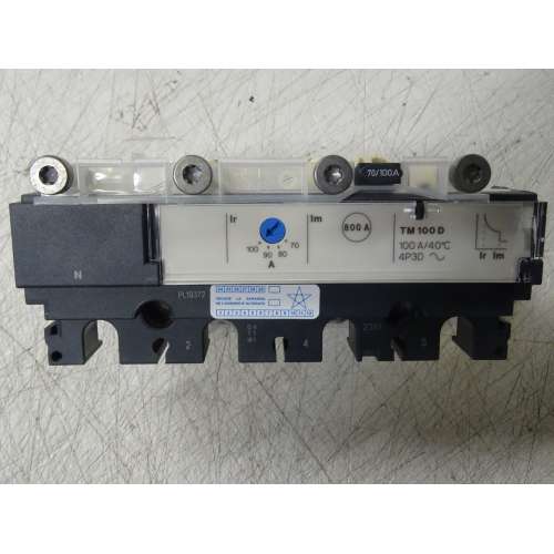 Schneider LV429040 Sganciatore Magnetotermico - TMD - 100 A - 4 poli 3d