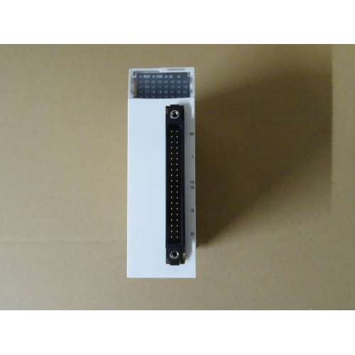 Schneider BMXDDM3202K Modulo I/O Digitali M340 16 Ingressi 24VCC 16 Uscite