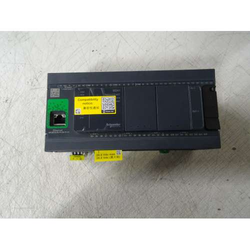Schneider Modicon TM241CE40T Controllore M241 40 I/O Transistor PNP Ethernet