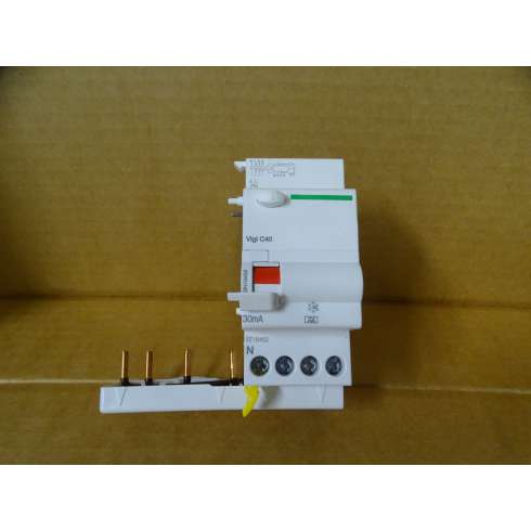 Schneider A9N19456 Blocco Differenziale Uscita a Valle
