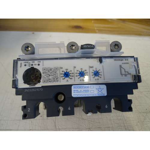Schneider LV430470 Sganciatore - Micrologic 2.2 - 160 A - 3 poli 3d