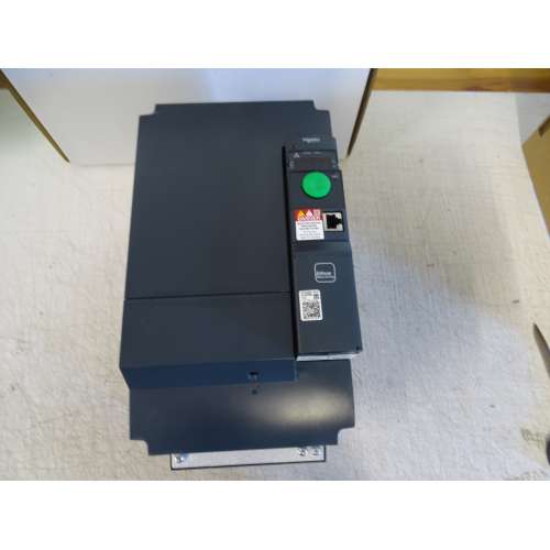 Schneider Altivar ATV320D11N4B Variatore Di Velocità11kW 380...500V 3 Fase