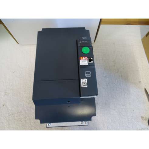 Schneider Altivar ATV320D11N4B Variatore Di Velocità11kW 380...500V 3 Fase