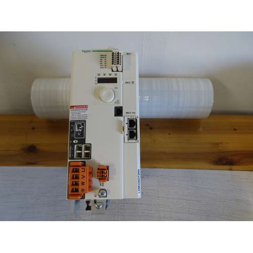 LXM32SD72N4 Servo Drive AC Lexium32 Sercos III Trifase 208/400/480 Vca
