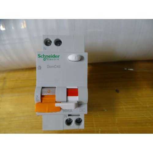 16714 Interrutt Magnetotermico Diff. DomC45 1P+N C6 30mA Tipo AC