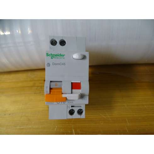 Schneider 16716 Interruttore magnetotermico Differenziale DomC45C 1P+N C16 30mA-AC