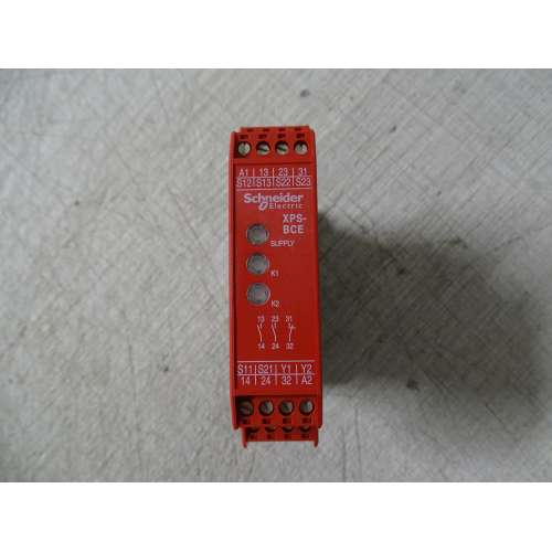 Schneider XPSBCE3110P Modulo Comando a Due Mani III C 24 V AC/DC