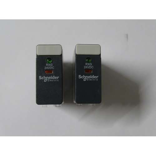 2 PEZZI Schneider RXG23BD Relè Interfaccia 2 NC/NO Standard 24 VDC 5 A Con Led