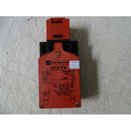 Telemecanique XCSTA891 Interruttore Di Sicurezza 240V 3A IP 67