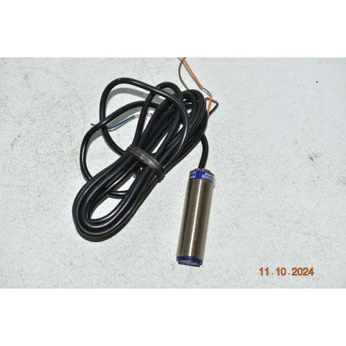 Telemecanique XU5N18PP340 Sensore Fotoelettrico12..24 Vdc