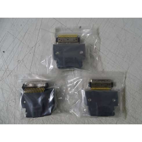 Schneider VW3M1C12 LXM26/28 Connettore I/O Sciolto (3pz.)