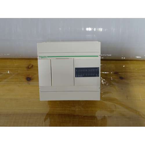 SCHNEIDER TWIDO TWDLCDA10DRF Compact PLC base Twido - 24 V DC supply - 6 I 24 V DC - 4 O relay (ARM 6/2)