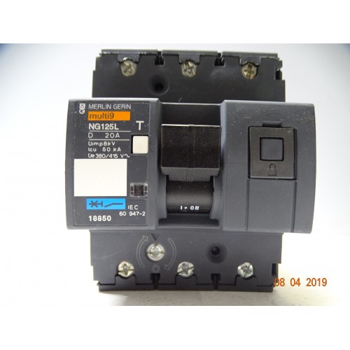 MERLIN GERIN 18850 Circuit Breaker NG125L-3P-D-20A-50kA (C-B-3)