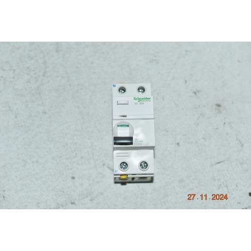 A9Z14280 SchneiderElectric Interruttore Differenziale 2P-80A-300mA Tipo AC