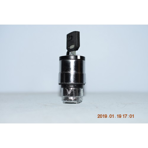 Schneider ZB4BG03 Testa Selettore a Chiave 3 posizioni fisse metallo cromato  22 mm