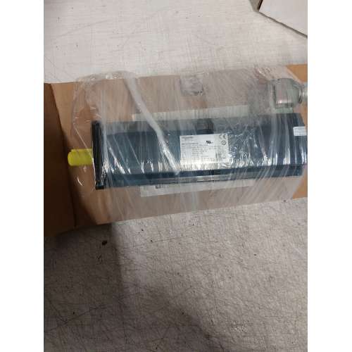 Schneider BMH0703P06F2A Servomotore BMH070 3,4Nm albero liscio IP54 SingleT 16 Sin/Cos freno connettori 90°