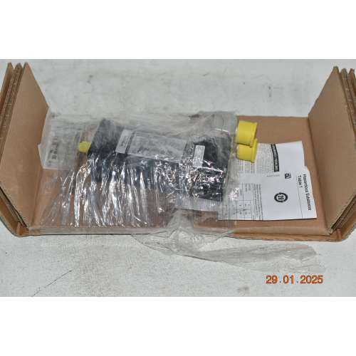 SH30552P12A2000 Schneider Servomotore  0,8Nm IP54/65 No Freno Albero con Chiavetta MultiT 128 Sin/Cos Connettori 90°