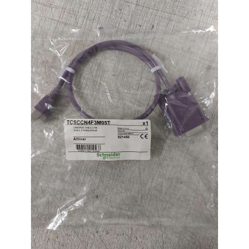 Schneider TCSCCN4F3M05T Cavo Per Bus CANopen - 0,5 m  RJ45, 1 fem. SUB-D 9
