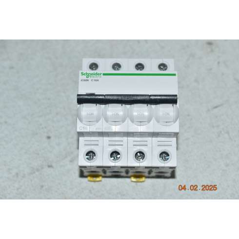 A9F79416 Schneider Interruttore Magnetotermico iC60 4 Poli 16 Amp 6000A Curva C