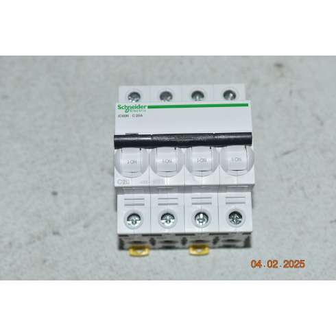 A9F79420 Schneider Interruttore Magnetotermico iC60N 4 Poli 20Amp 6000A Curva C
