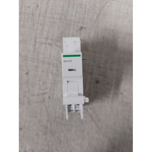 Schneider A9A26946 Sganc. Lancio Corrente iMX+OF 110/415Vca 110/130Vcc